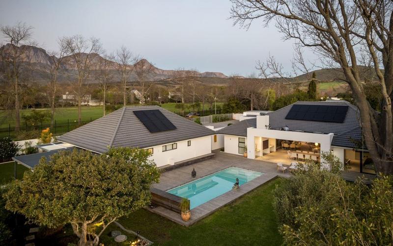 8 Bedroom Property for Sale in Somerset West Western Cape